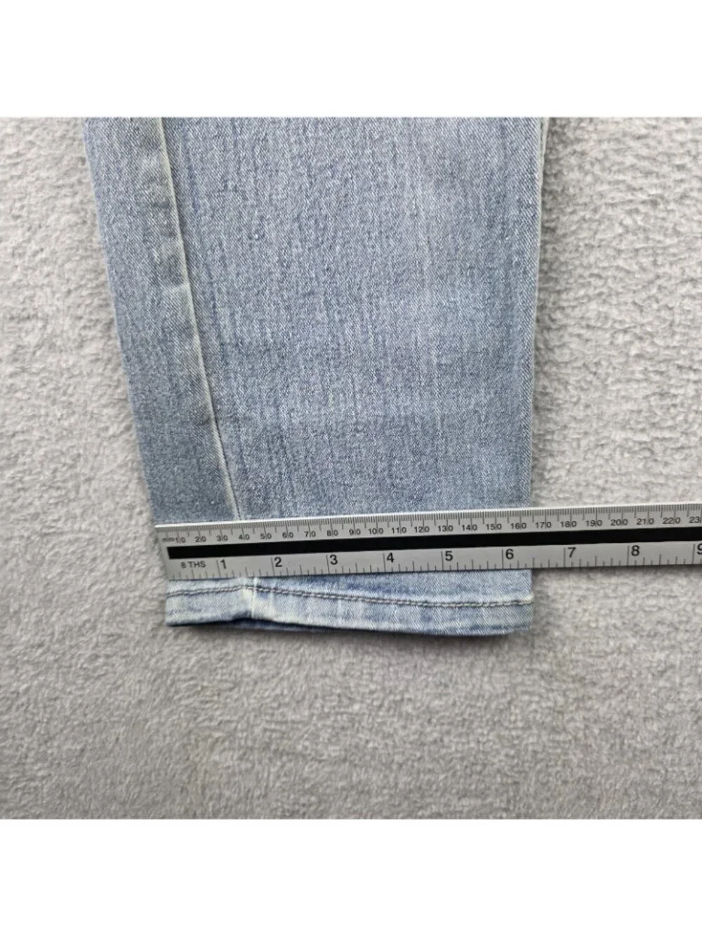 Silver Jeans Co Nathan Boys 12 28x28 Slim Light Wash Stretch Denim Jeans